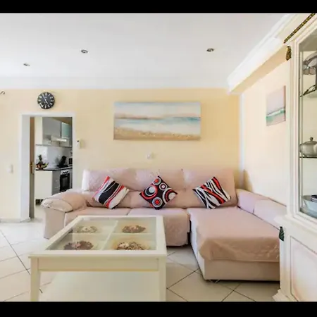 Homestay Eva Asiana With Shared Pool Benissa